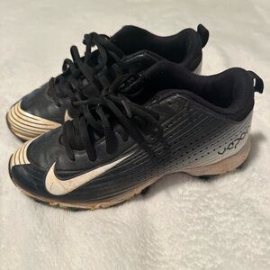 Nike Black and White Kids Soccer Shoes